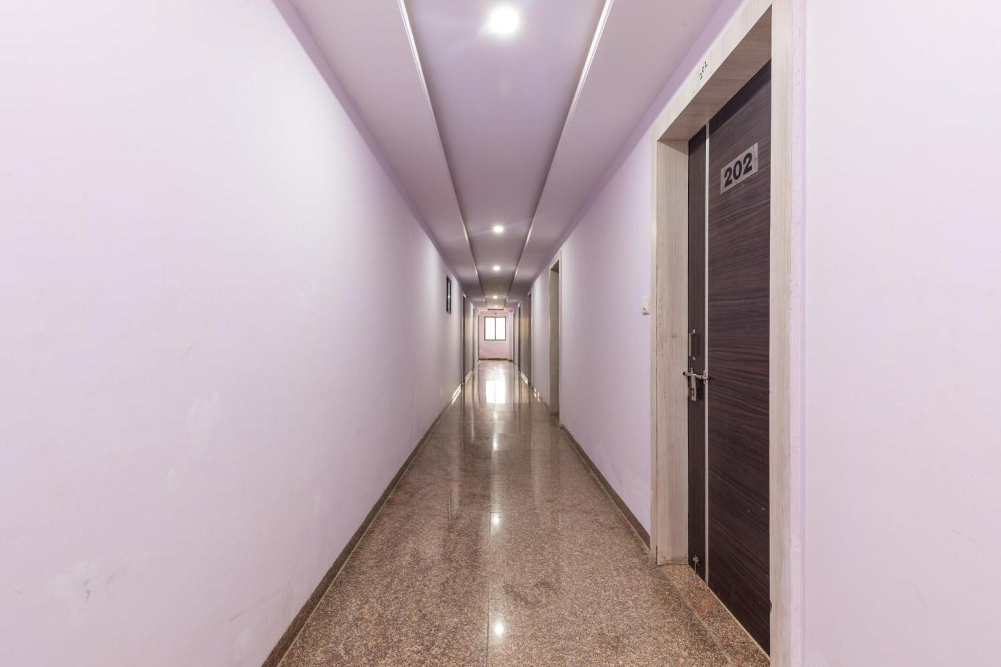 Collection O Prince Palace Ratlām Exterior foto